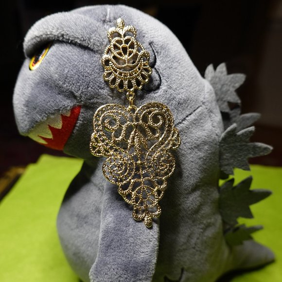 (NWT) Gold "Baroque" Filigree Statement Earrings 3" - Picture 1 of 6